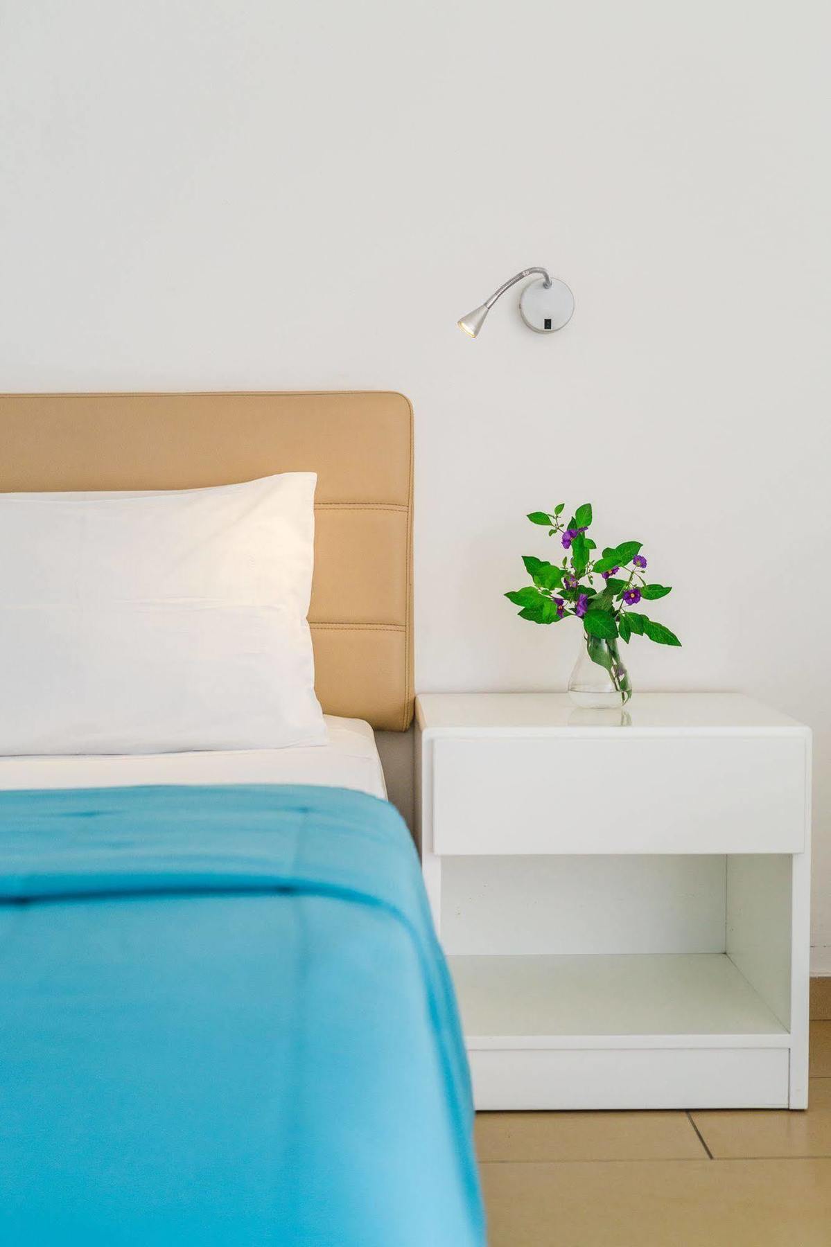 Otel Nissi Park 3*